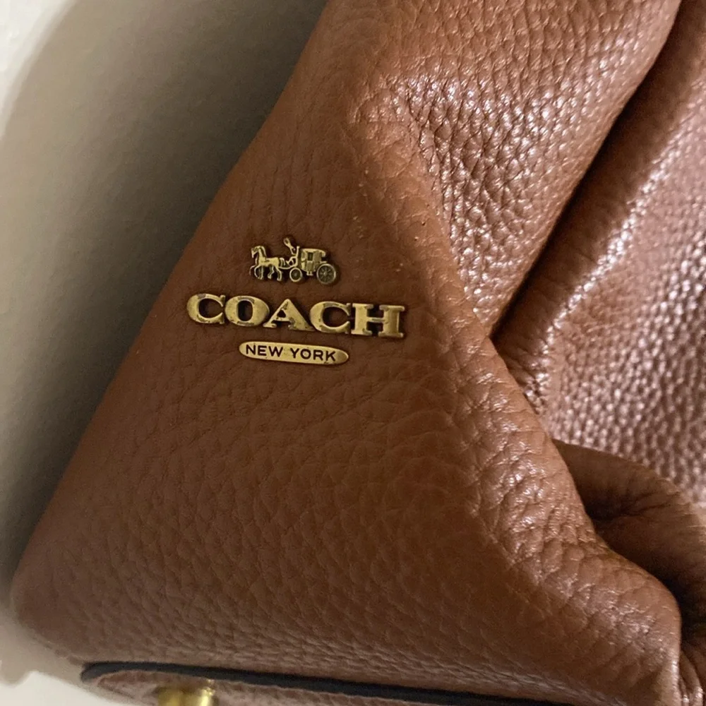 Coach  Shay Shoulder Leather Bag women large brown casual office retro